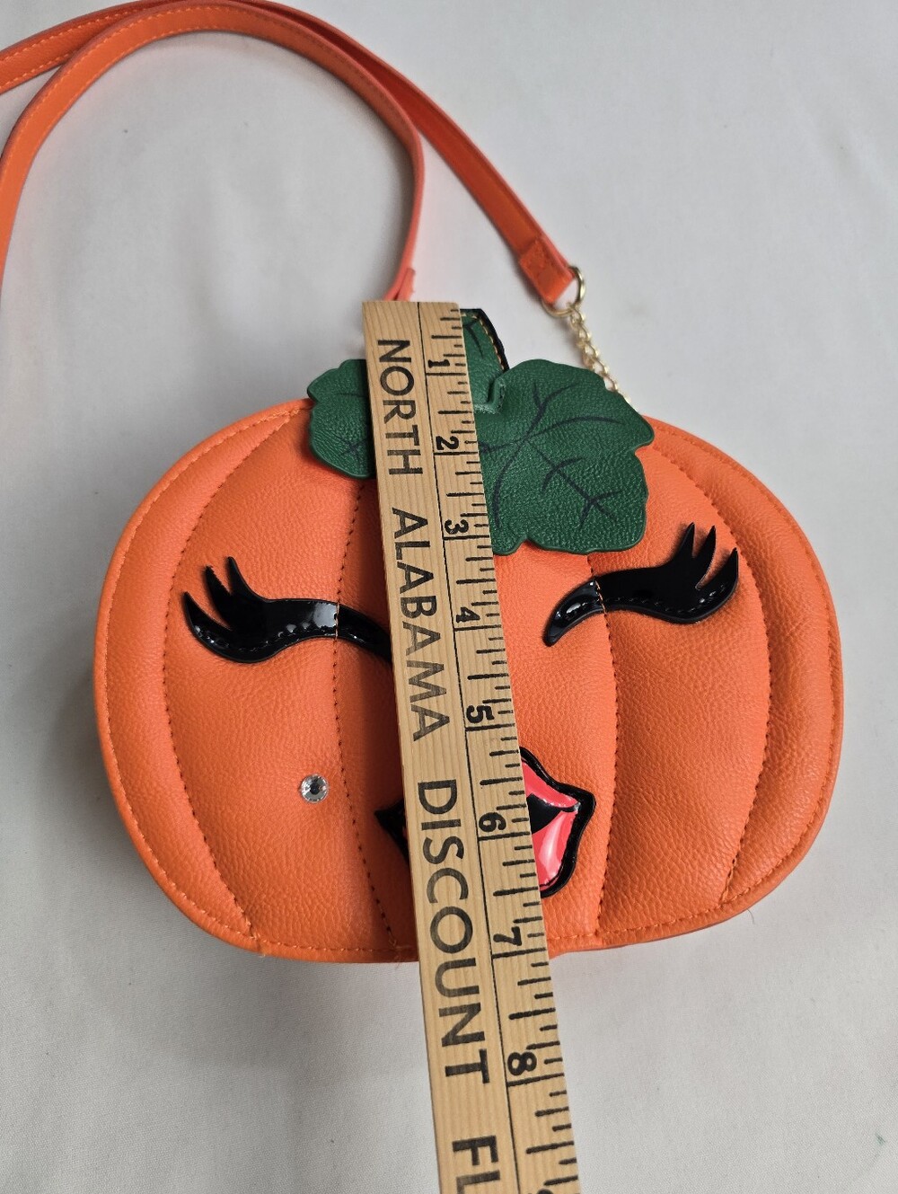 Betsey Johnson Pumpkin Lips Crossbody Purse Anthropomorphic Halloween Fall - Picture 3 of 6